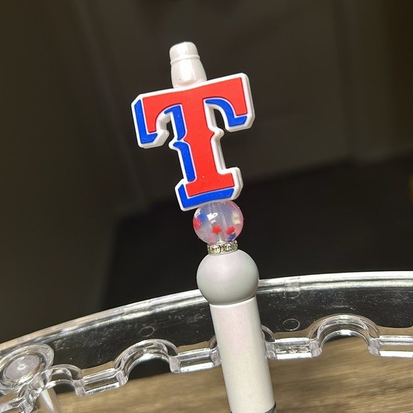 Texas Rangers Beaded Pen 1 Of 1 - Picture 2 of 2